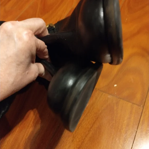 Prada Zipper Leather Boots Black 36